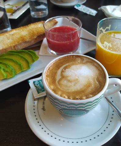 Center cafe